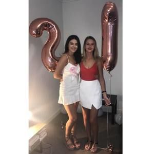 Meet your Posher, Tori